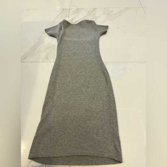[Pretty little thing] gray Ribbed Knit Dress #9 - Picture 5 of 5